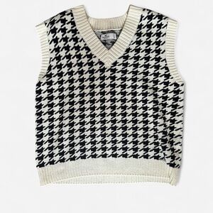 Hollister Black & Cream Houndstooth V-Neck Sweater Vest